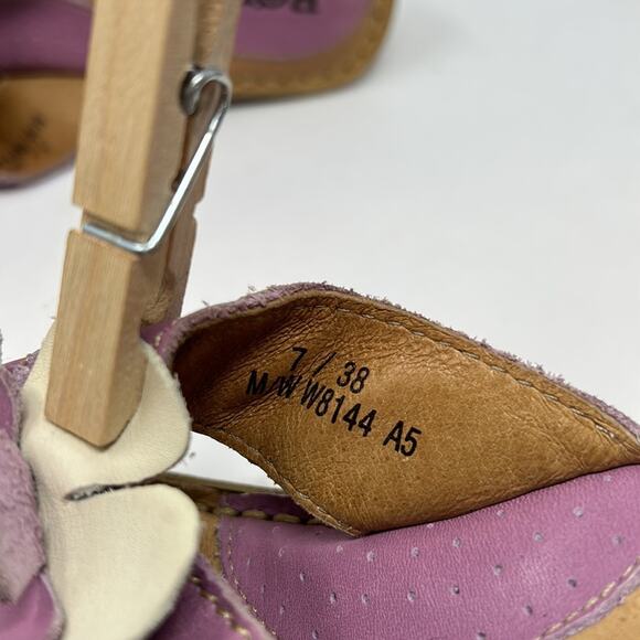 Born Women's Purple & White Leather Wedge Mule Slide Sandals Size 38 (8) - Picture 8 of 15